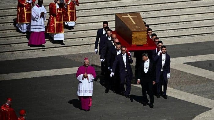 prosesi_pemakaman_paus_fransiskus_masuk_tahap_akhir_dimakamkan_di_basilika_santa_maria_maggiore