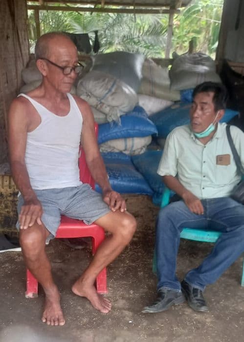 stempel_koptan_dipegang_ppl_distan_deli_serdang_petani_mengeluh