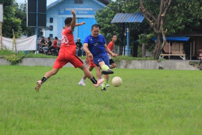 sekula_fc_dominasi_laga_persahabatan_ffb_fc_takluk_29