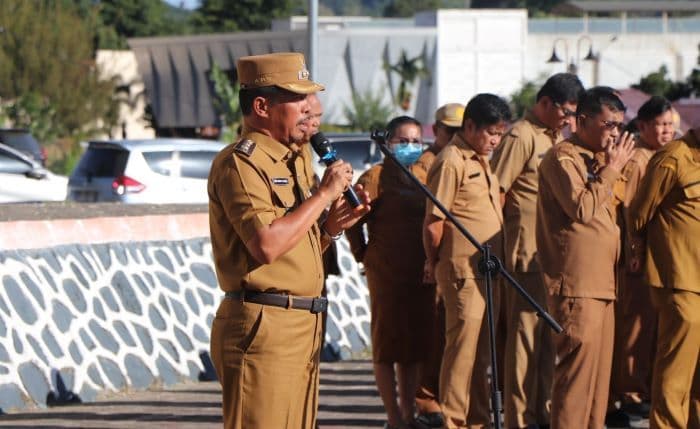 wakil_bupati_toba_singgung_kinerja_bkpsdm_dan_tpp_pegawai_yang_belum_cair