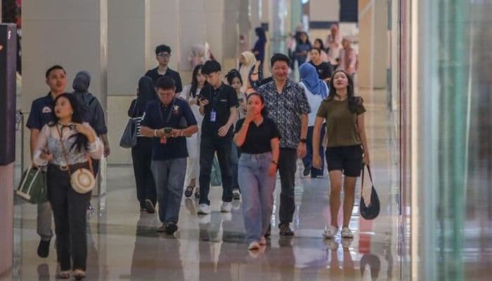 fenomena_rojali_dan_rohana_bi_turunkan_suku_bunga_acuan_untuk_dorong_konsumsi