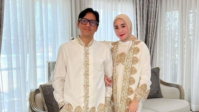 hakim_tolak_talak_cerai_andre_taulany_status_pernikahan_dengan_erin_masih_sah