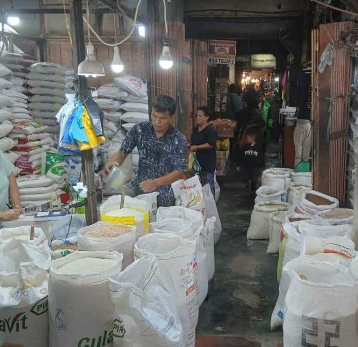 harga_beras_di_pematangsiantar_masih_tinggi_pedagang_dan_pembeli_mengeluh