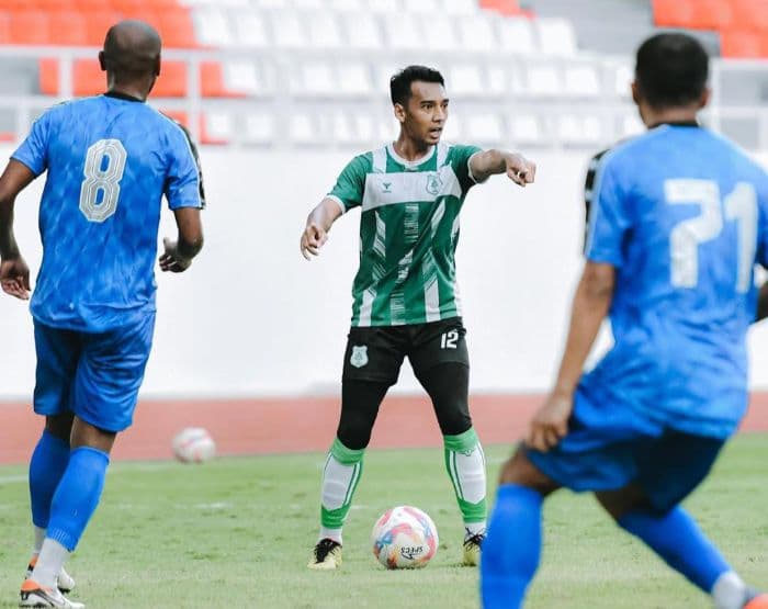 kas_hartadi_sempat_coba_formasi_baru_psms_saat_hadapi_psis_semarang