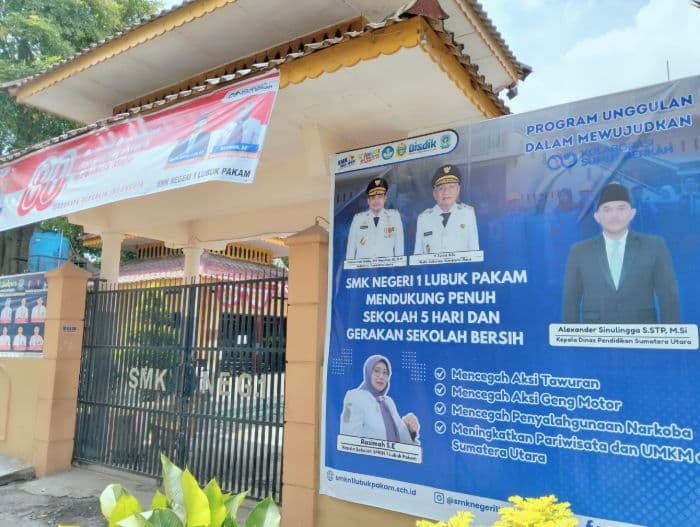 sekolah_lima_hari_smk_negeri_1_lubuk_pakam_dan_orang_tua_murid_berikan_dukungan