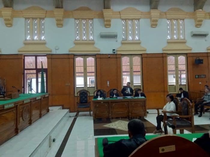 dituntut_lima_tahun_penjara_kasus_pemalsuan_surat_lie_yung_ai_tidak_adil