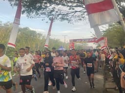4000_pelari_ramaikan_tni_prima_run_di_asahan