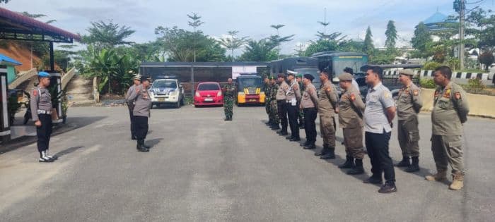 amankan_perayaan_isra_miraj_dan_imlek_polres_labusel_gelar_patroli_skala_besar