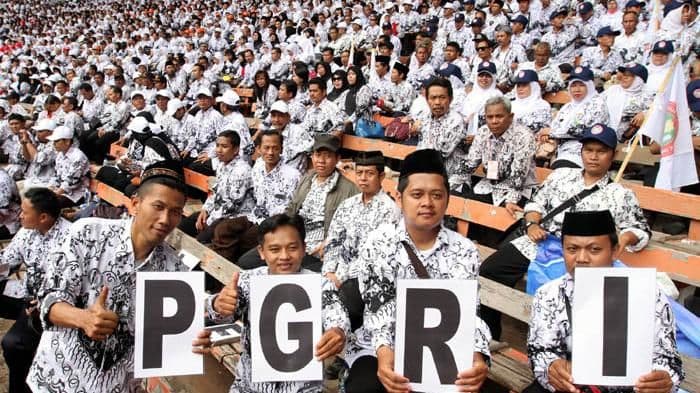 pgri_minta_dpr_terbitkan_ruu_perlindungan_guru