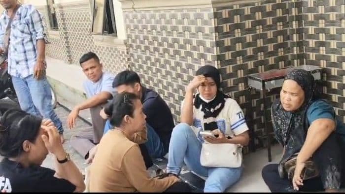 polres_batu_bara_amankan_33_calon_tki_ilegal_yang_hendak_ke_malaysia