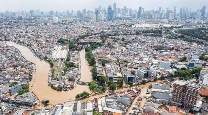 bnpb_rinci_kerugian_bencana_banjir_di_jabodetabek_rp169_triliun