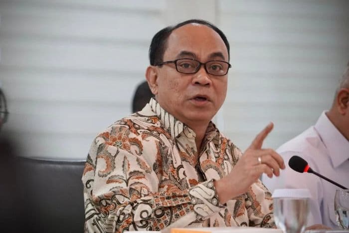 dugaan_fitnah_soal_judi_online_pdip_laporkan_budi_arie_ke_bareskrim
