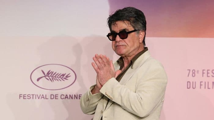 sutradara_jafar_panahi_dianugrahi_palme_dor
