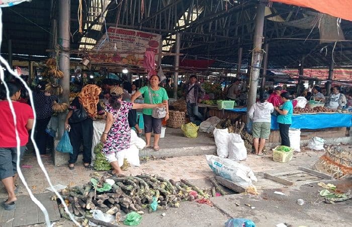 harga_bahan_pokok_di_samosir_agustus_2025_stabil_fluktuasi_terjadi_pada_cabai_dan_bawang