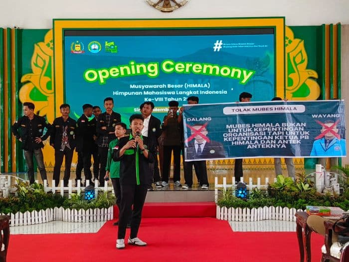 musyawarah_besar_himala_ricuh_peserta_tolak_kegiatan