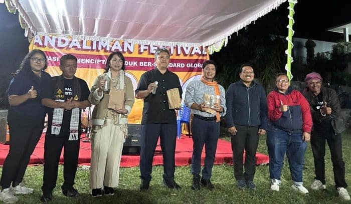 pemkab_taput_dorong_hilirisasi_andaliman_targetkan_tembus_pasar_internasional