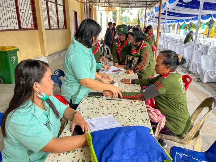 pemko_pematangsiantar_gelar_gebyar_lansia_senam_dan_pemeriksaan_kesehatan