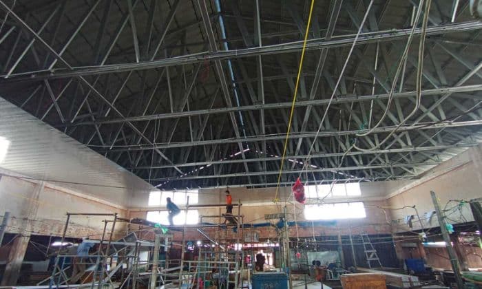 perbaikan_atap_pasar_ikan_dwikora_pematangsiantar_hampir_selesai_target_rampung_september_2025
