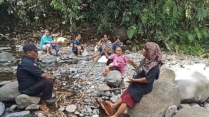 petani_huta_padang_tapteng_mengeluh_irigasi_rusak_3_tahun_60_hektar_sawah_terbengkalai