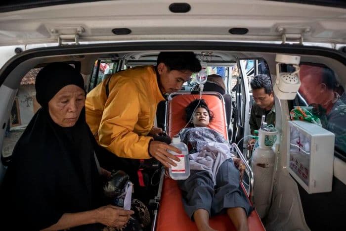 prabowo_pantau_kasus_keracunan_mbg_akan_panggil_kepala_bgn