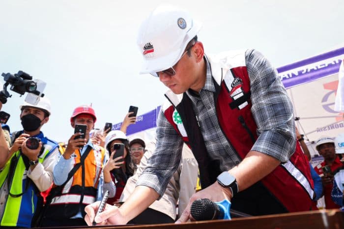 tinjau_proyek_jalan_tol_harbour_road_ii_menko_ahy_solusi_mengurai_kemacetan_memperlancar_arus_logistik