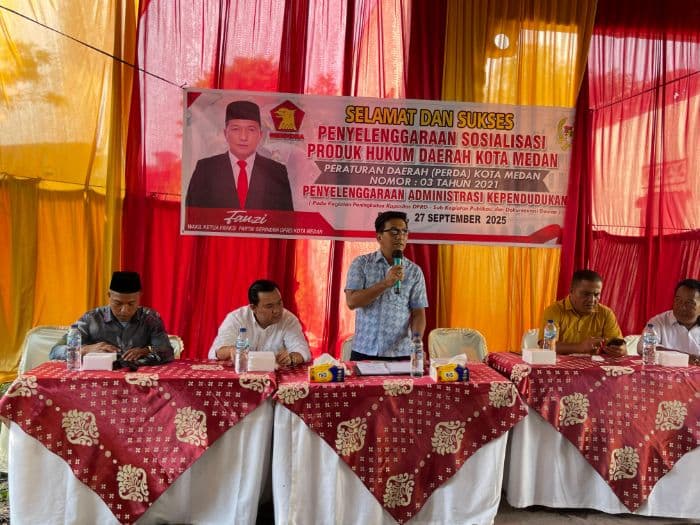 warga_keluhkan_nik_tak_terdaftar_dewan_ini_langsung_hubungi_kadisdukcapil_kota_medan_