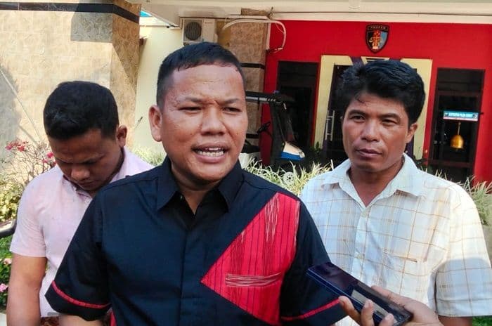 diduga_tak_profesional_kasat_reskrim_dan_kanit_ppa_polres_samosir_dilaporkan_ke_bid_propam_polda_sumut