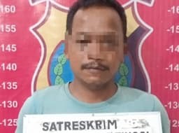 gelapkan_tikar_busa_seharga_rp12_juta_pria_ini_diringkus_polisi_di_tebing_tinggi