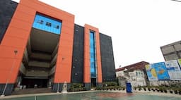 tujuh_fakta_siswi_smp_di_tanjungbalai_selamat_setelah_lompat_dari_lantai_empat