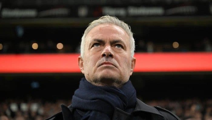 mourinho_dihukum_4_pertandingan_imbas_komentar_rasis