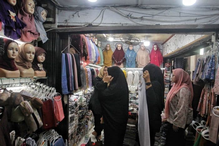 penjualan_mukena_meningkat_saat_ramadan
