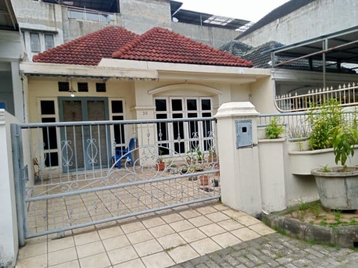 dipicu_dendam_pembantu_bunuh_majikan_di_komplek_cemara_asri