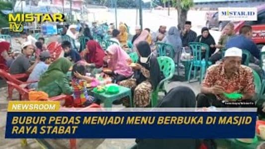 newsroom_bubur_pedas_menjadi_menu_berbuka_di_masjid_raya_stabat