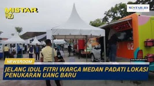newsroom_jelang_idul_fitri_warga_medan_padati_lokasi_penukaran_uang_baru