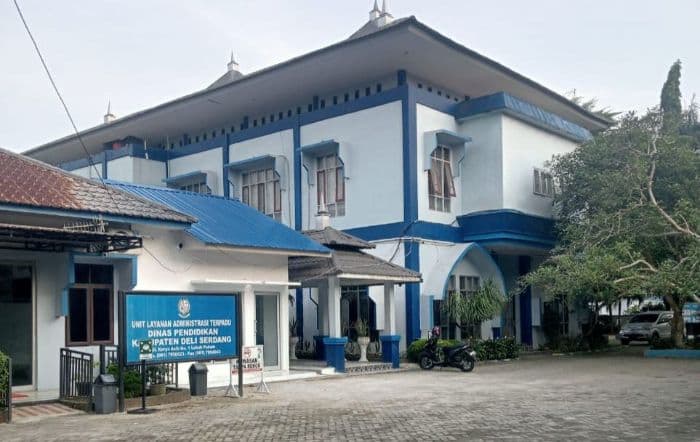 oknum_kepala_sekolah_dituding_pungli_guru_sd_negeri_di_patumbak_saat_urus_sertifikasi