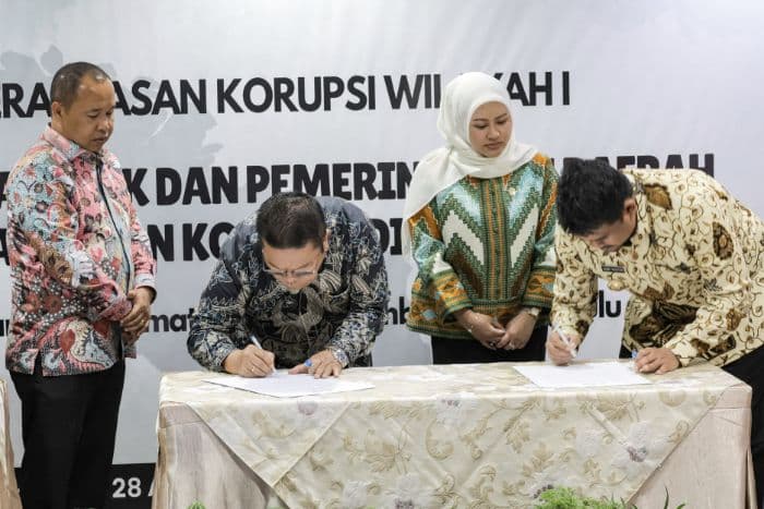 wali_kota_wesly_ke_gedung_merah_putih_kpk_ini_yang_dibahas