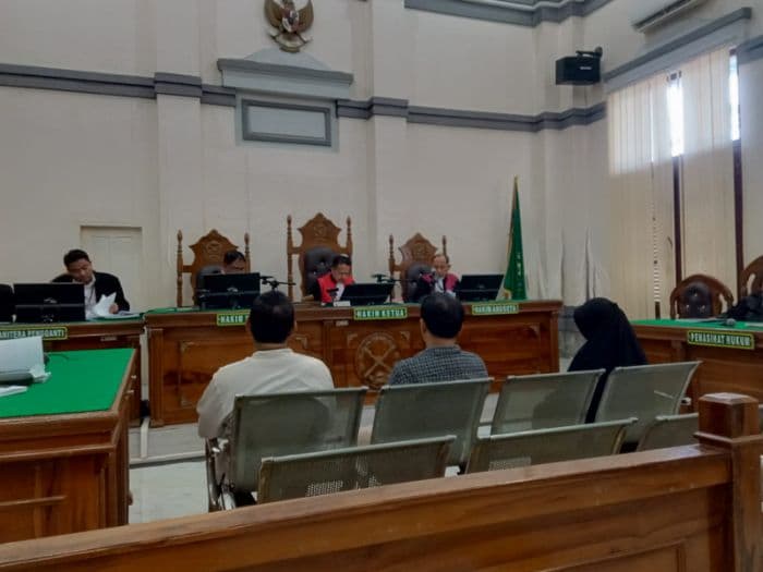 korupsi_dana_blu_rp17_miliar_dua_eks_pejabat_uinsu_dituntut_berbeda