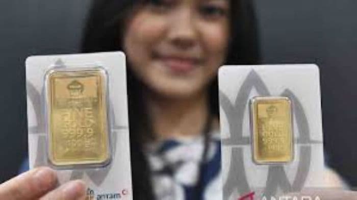 harga_emas_antam_hari_ini_ambruk_turun_rp28000_per_gram_