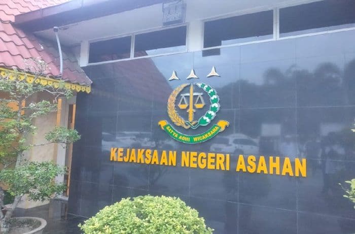 kades_sei_kamah_ii_tersangka_korupsi_dana_desa_kejari_asahan_terbitkan_dpo