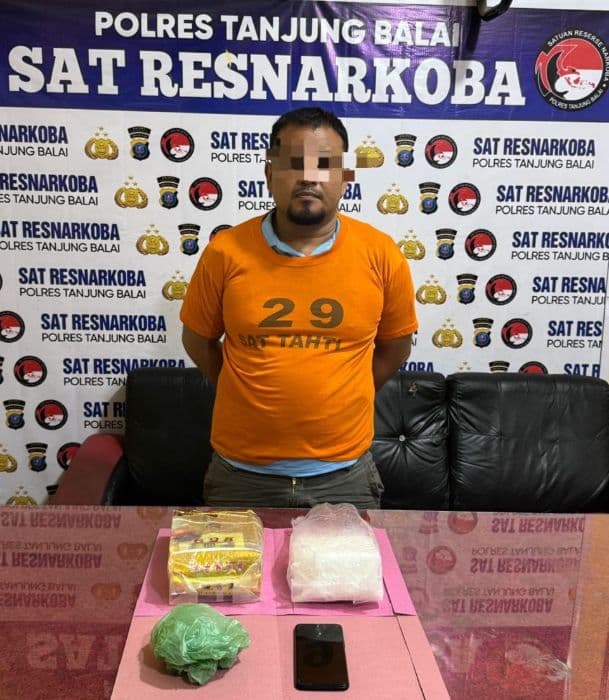polres_tanjungbalai_tangkap_pemilik_1_kg_sabu