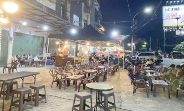 ratusan_pedagang_di_jalan_nibung_raya_medan_setor_rp500_ribu_ke_oknum_tak_jelas