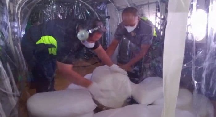 antisipasi_karhutla_di_kawasan_geopark_kaldera_toba_pemerintah_lakukan_operasi_modifikasi_cuaca