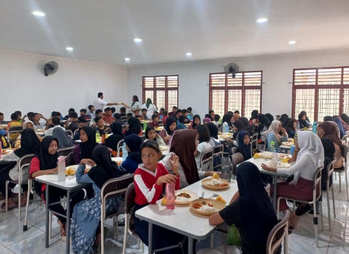 beberapa_siswa_sekolah_rakyat_mundur_karena_homesick