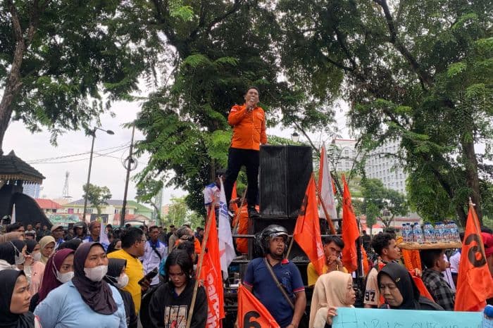 demo_buruh_di_medan