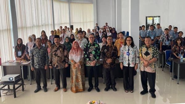 dispusip_deli_serdang_gelar_lomba_resensi_buku_50_peserta_lolos_nasional
