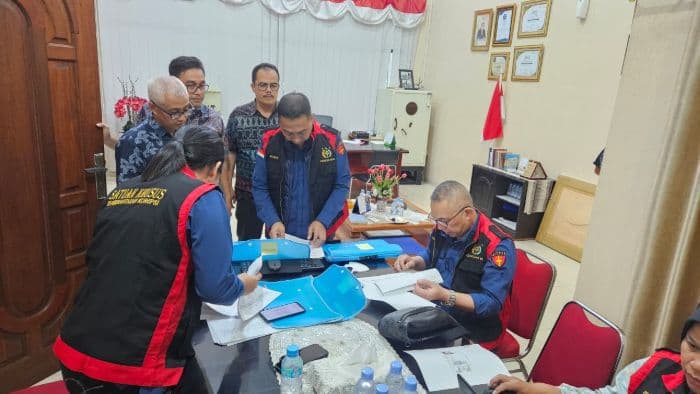 kejati_sumut_geledah_kantor_ptpn_i_regional_i_terkait_korupsi_aset