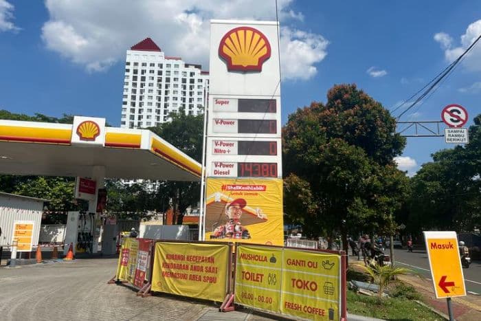 spbu_shell_di_jakarta_kehabisan_bbm_solar_masih_tersedia_agustus_2025