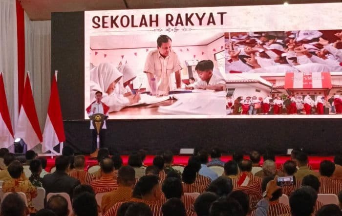 wapres_gibran_pastikan_siswa_sekolah_rakyat_akan_dapat_laptop_mulai_september_