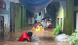 20_rt_di_jakarta_terendam_banjir_akibat_luapan_sungai_ciliwung