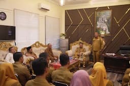 bupati_labusel_ingatkan_pejabat_jangan_buat_kegiatan_fiktif